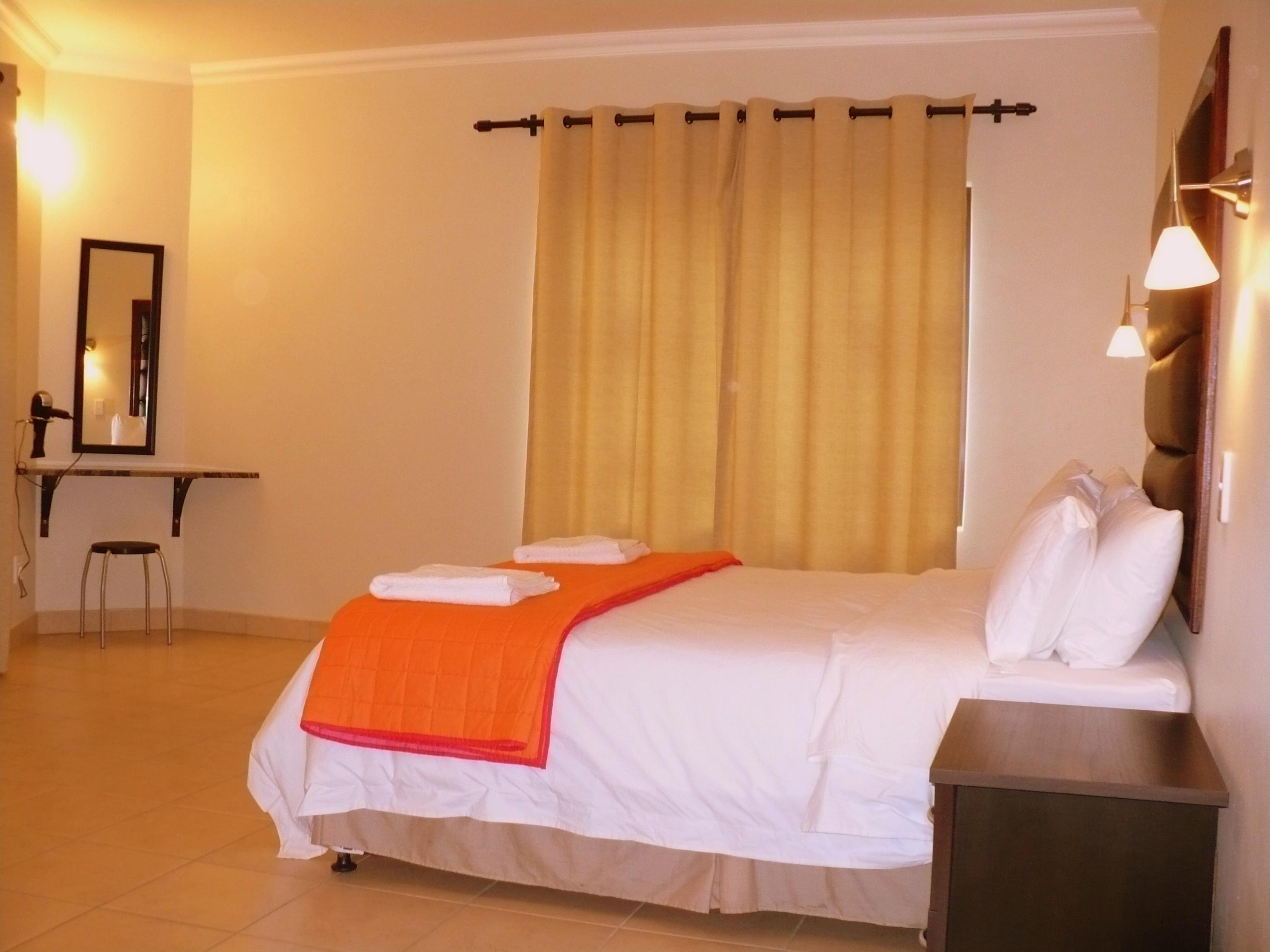 Palm Valley Inn And Day Spa Hartbeespoort Buitenkant foto