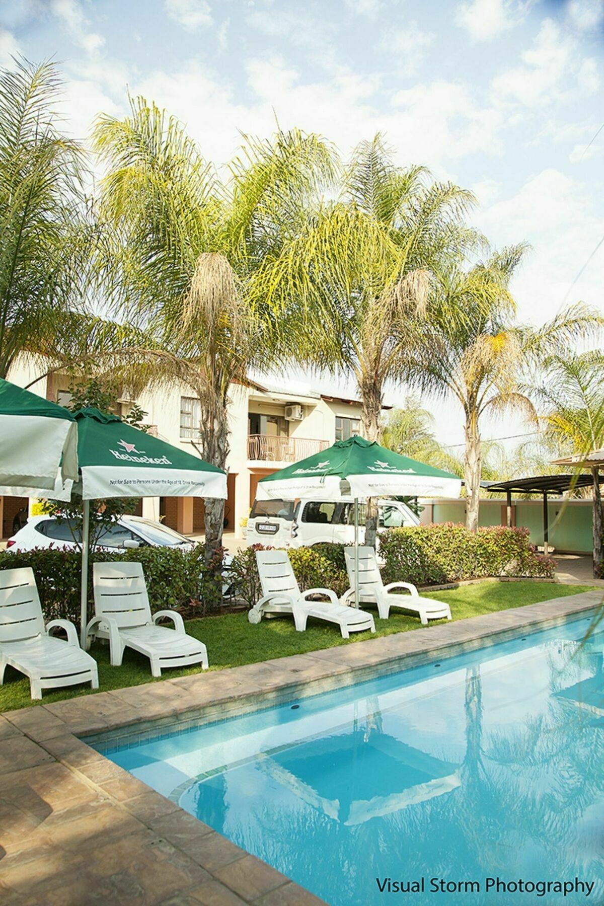 Palm Valley Inn And Day Spa Hartbeespoort Buitenkant foto
